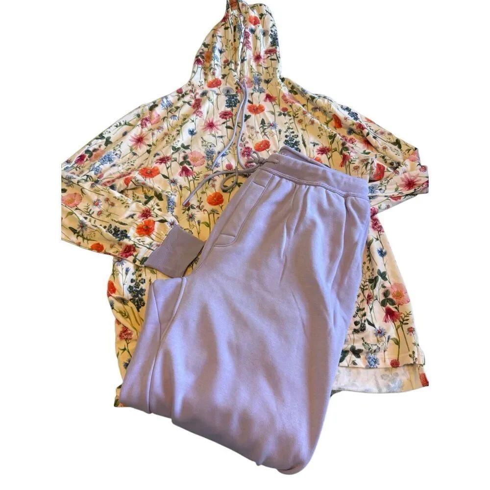 Jambys size L bouquet house hoodie fleece pants lavender - NWOT